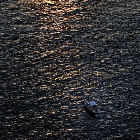 Bateau-hôtel Wabi Sabi Sailing *